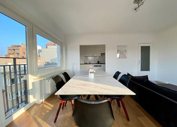 Luxury 3 Bedroom On The Floor With Panoramic View Apartment *